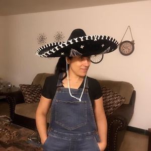 Meet your Posher, Márcia